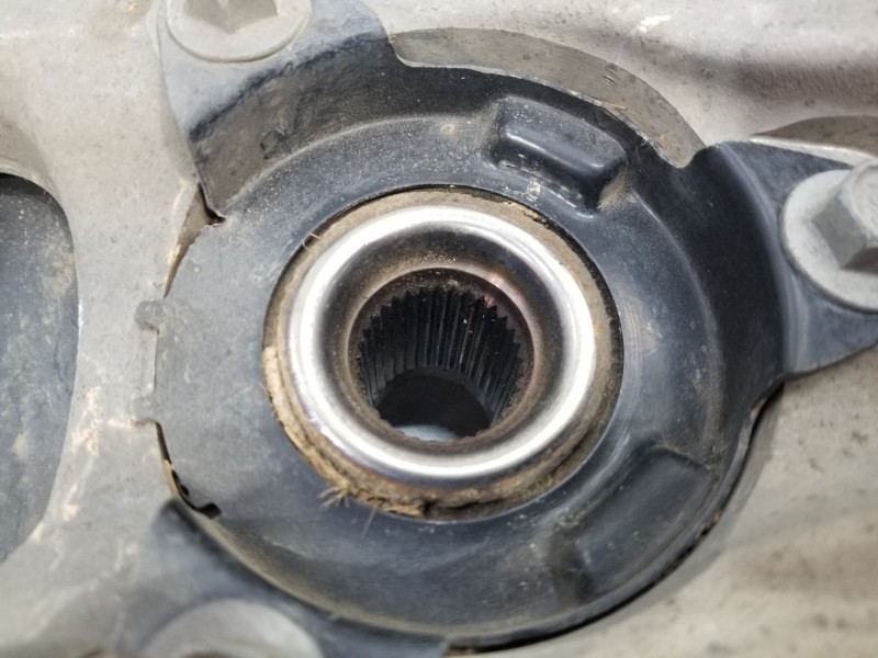 Recambio de mangueta delantera derecha para jeep gr. cherokee iv 4x4 referencia OEM IAM 4877658AD P04877658AD 