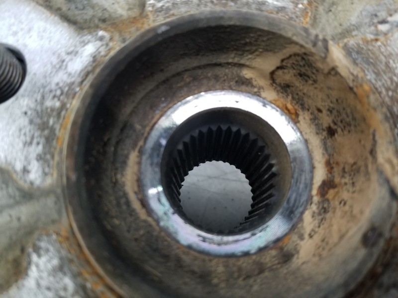 Recambio de mangueta delantera izquierda para jeep gr. cherokee iv 4x4 referencia OEM IAM 4877659AD P04877659AD 