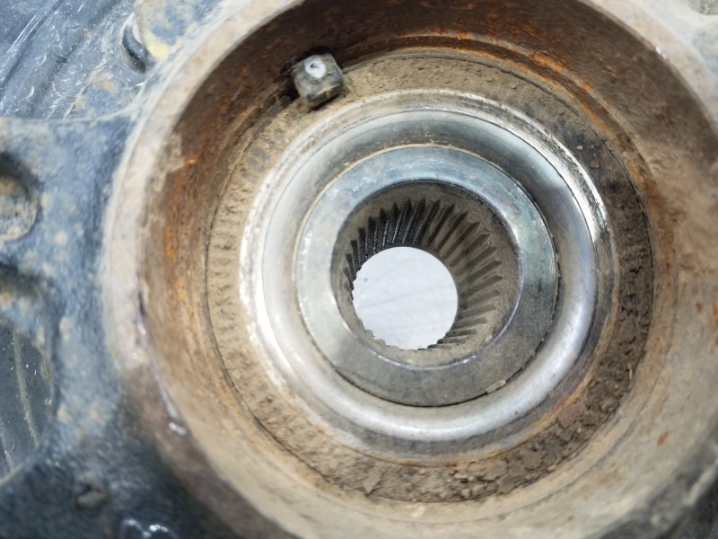 Recambio de mangueta trasera derecha para jeep gr. cherokee iv 4x4 referencia OEM IAM 04877112AC  