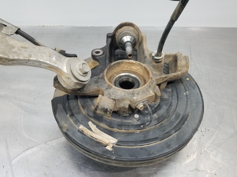 Recambio de mangueta trasera izquierda para jeep gr. cherokee iv 4x4 referencia OEM IAM 04877113AC  