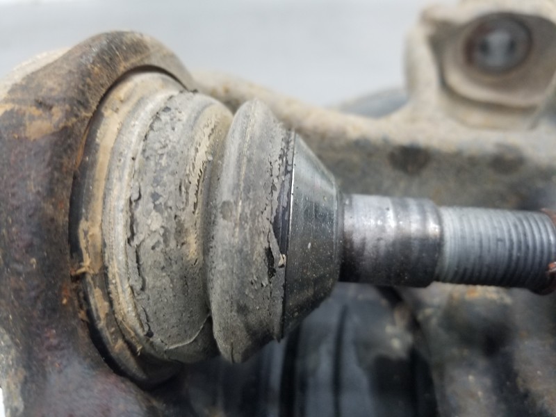 Recambio de mangueta trasera izquierda para jeep gr. cherokee iv 4x4 referencia OEM IAM 04877113AC  