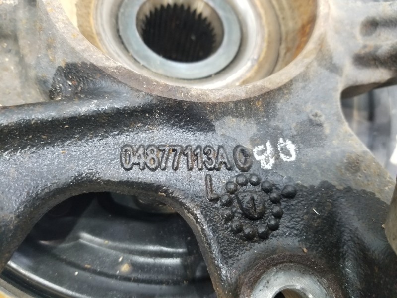 Recambio de mangueta trasera izquierda para jeep gr. cherokee iv 4x4 referencia OEM IAM 04877113AC  