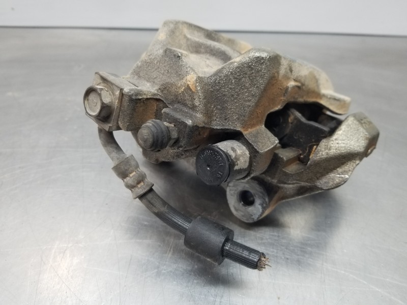 Recambio de pinza freno trasera derecha para jeep gr. cherokee iv 4x4 referencia OEM IAM 68052380AA  