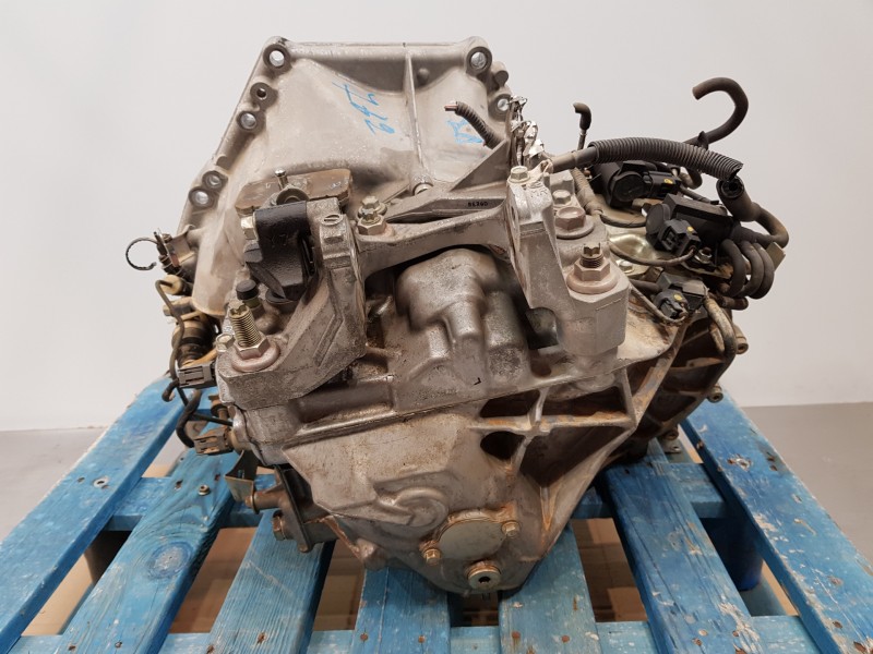 Recambio de caja cambios para mazda 3 lim. () style referencia OEM IAM D60403000  