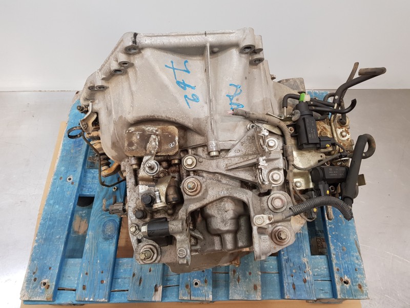 Recambio de caja cambios para mazda 3 lim. () style referencia OEM IAM D60403000  