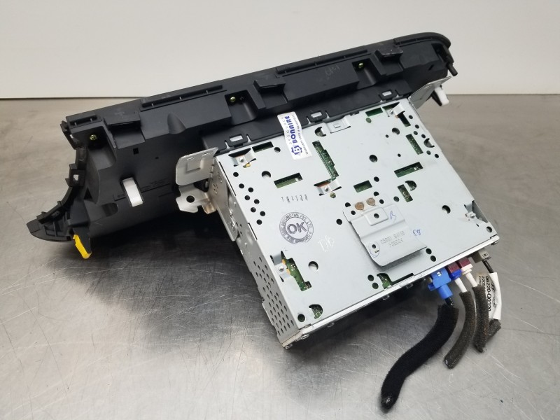 Recambio de pantalla multifuncion para hyundai i20 iii active referencia OEM IAM 96160Q0421NNB  