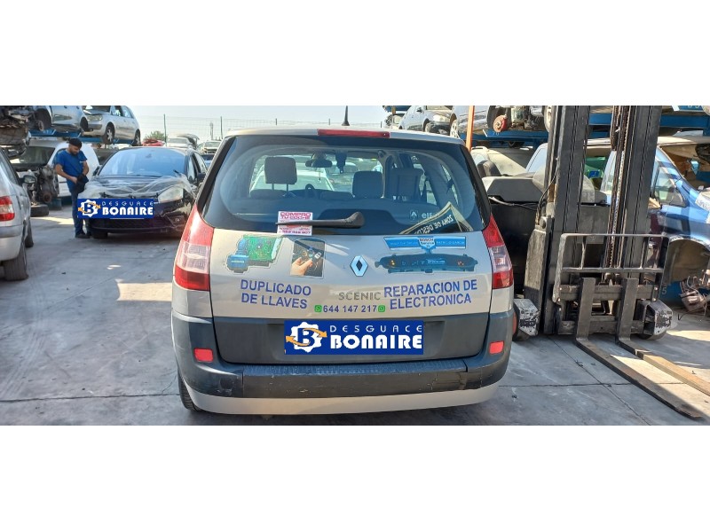 renault scenic ii del año 2004