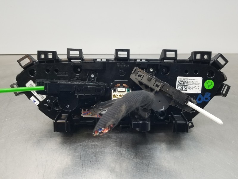 Recambio de mando climatizador para hyundai i20 iii active referencia OEM IAM 97250Q0010  