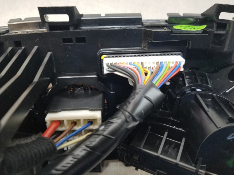 Recambio de mando climatizador para hyundai i20 iii active referencia OEM IAM 97250Q0010  