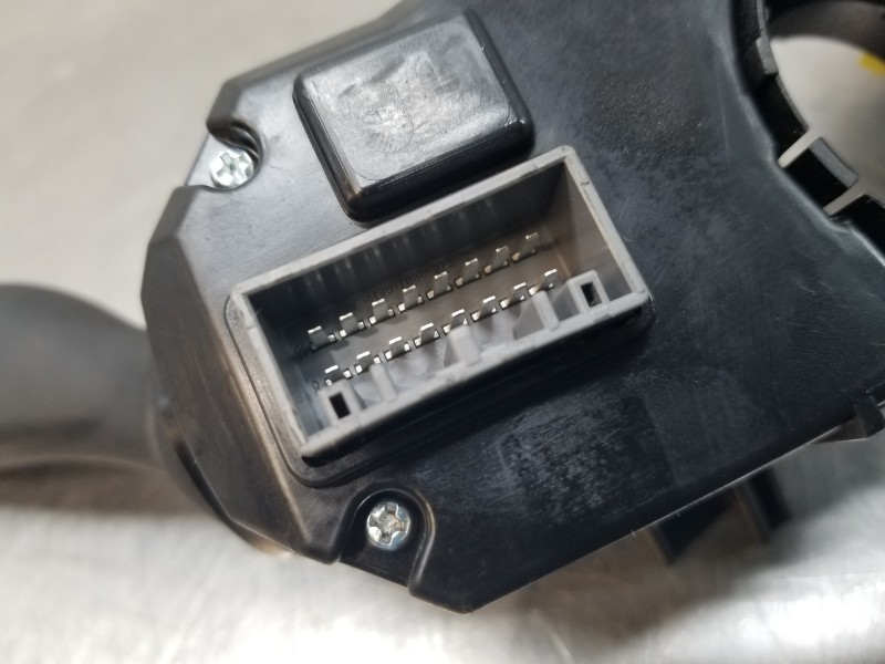 Recambio de mando multifuncion para hyundai i20 iii active referencia OEM IAM 93404Q0850  