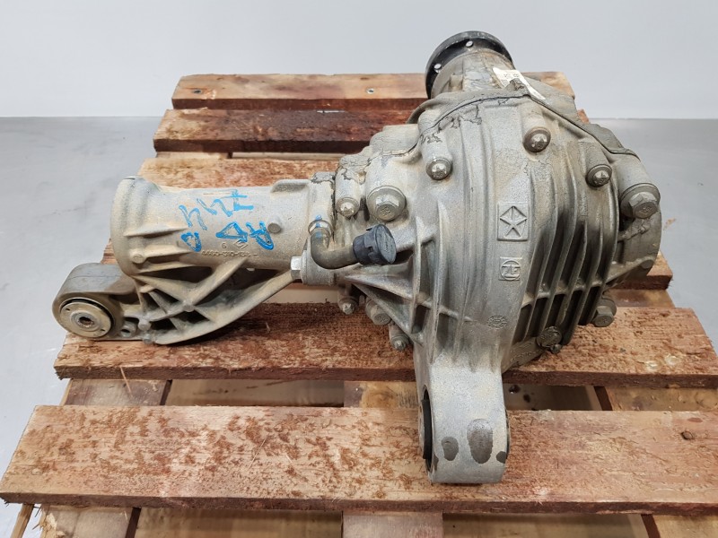 Recambio de diferencial delantero para jeep gr. cherokee iv 4x4 referencia OEM IAM 68352175AA P68352175AA 