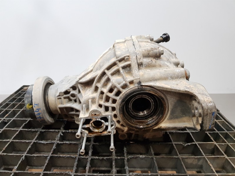 Recambio de diferencial trasero para jeep gr. cherokee iv 4x4 referencia OEM IAM 68184737AB P68184737AB 