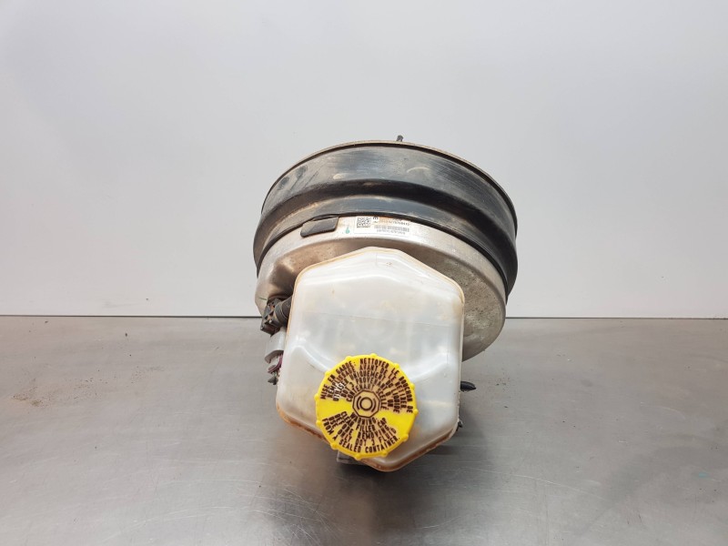 Recambio de servofreno para jeep gr. cherokee iv 4x4 referencia OEM IAM 68306573AA 68306574AB 