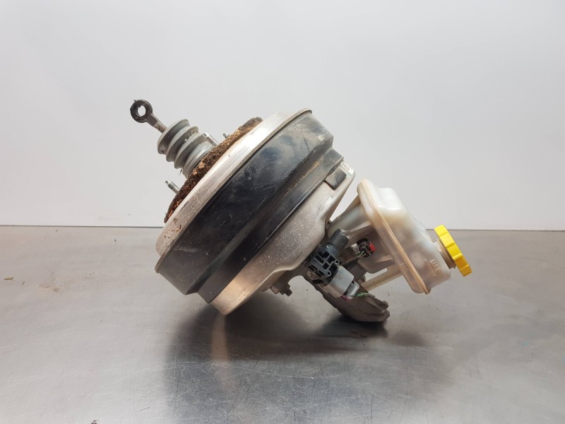 Recambio de servofreno para jeep gr. cherokee iv 4x4 referencia OEM IAM 68306573AA 68306574AB 