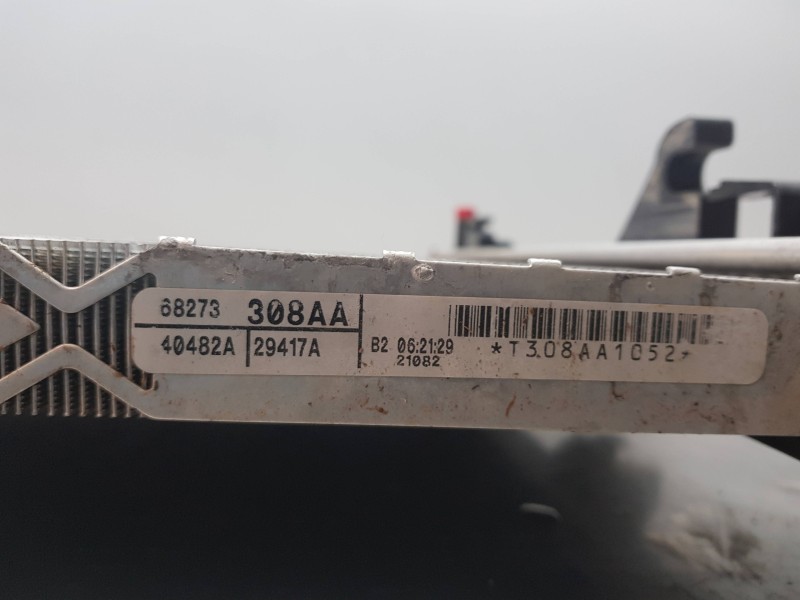 Recambio de radiador agua para jeep gr. cherokee iv 4x4 referencia OEM IAM 68273308AA  