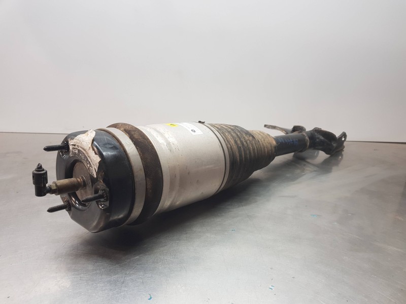 Recambio de amortiguador delantero derecho para jeep gr. cherokee iv 4x4 referencia OEM IAM 68364704AB  