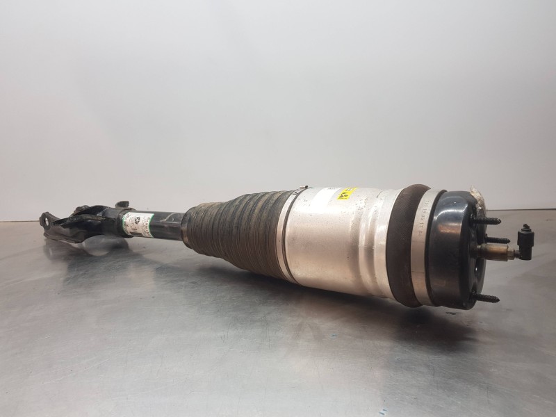 Recambio de amortiguador delantero derecho para jeep gr. cherokee iv 4x4 referencia OEM IAM 68364704AB  