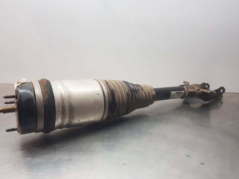 Recambio de amortiguador delantero izquierdo para jeep gr. cherokee iv 4x4 referencia OEM IAM 68364705AB  