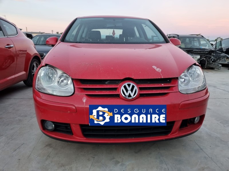 volkswagen golf v berlina (1k1) del año 2004