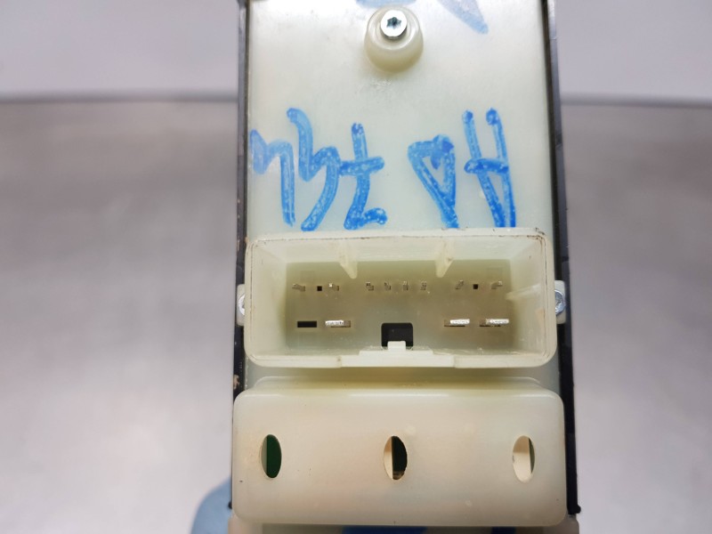 Recambio de mando elevalunas delantero izquierdo para jeep gr. cherokee iv 4x4 referencia OEM IAM 68319803AA  