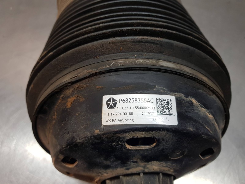 Recambio de muelle amortiguacion para jeep gr. cherokee iv 4x4 referencia OEM IAM P68258355AC 68258355AC 