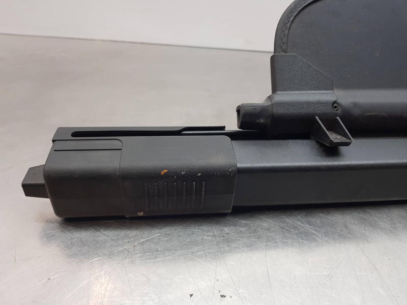 Recambio de bandeja trasera para jeep gr. cherokee iv 4x4 referencia OEM IAM 6FW02DX9AB  