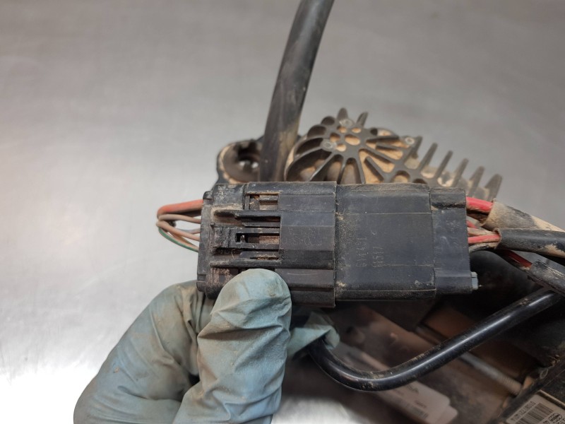 Recambio de bomba suspension para jeep gr. cherokee iv 4x4 referencia OEM IAM 68204730AF 15155000812 