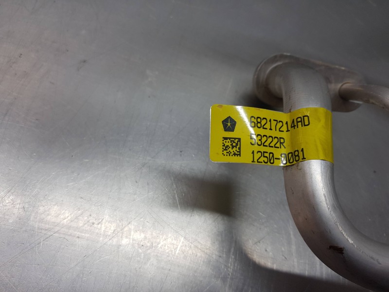 Recambio de tubos aire acondicionado para jeep gr. cherokee iv 4x4 referencia OEM IAM 68217214AD 68217222AB 