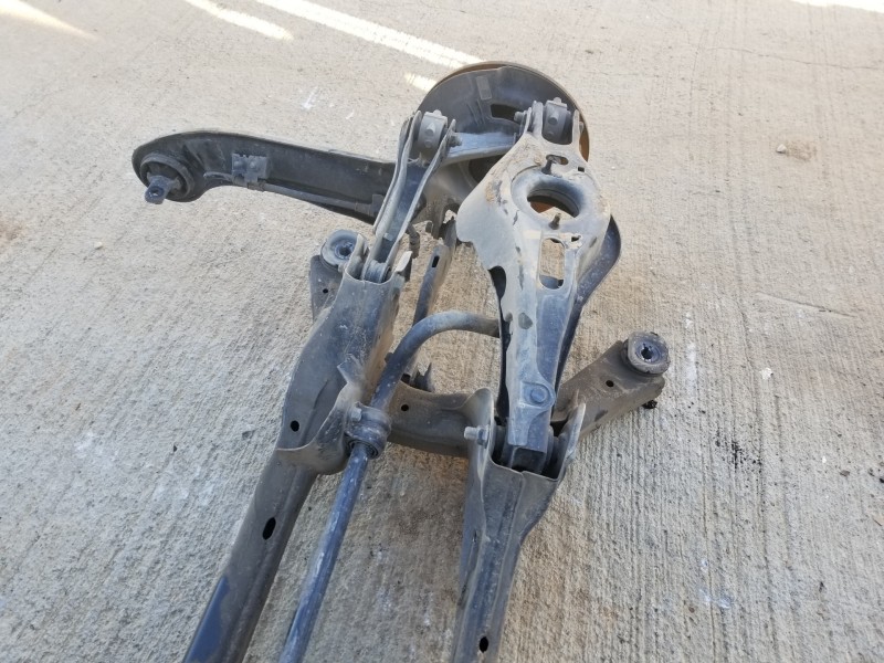 Recambio de puente trasero para hyundai tucson klass referencia OEM IAM 55405N9050  