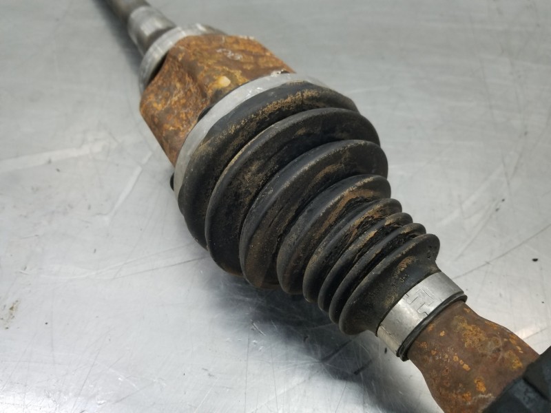 Recambio de transmision delantera derecha para ford kuga (cbs) titanium referencia OEM IAM 2066186 EV6P3B436NB 