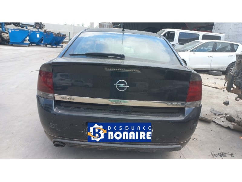 opel vectra c berlina del año 2006