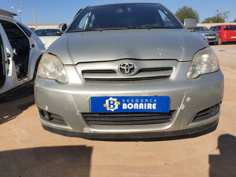 toyota corolla (e12) del año 2005