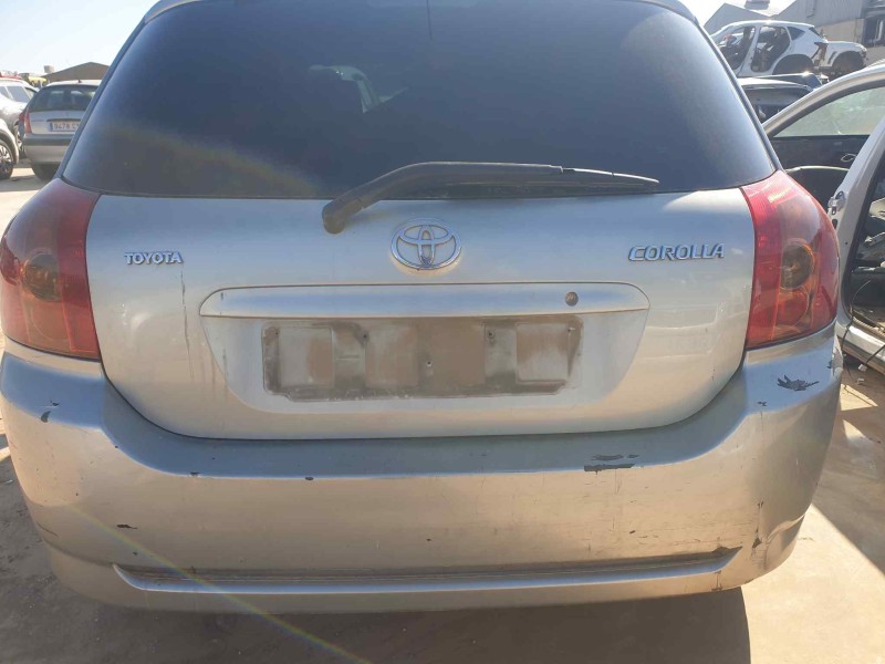 toyota corolla (e12) del año 2005