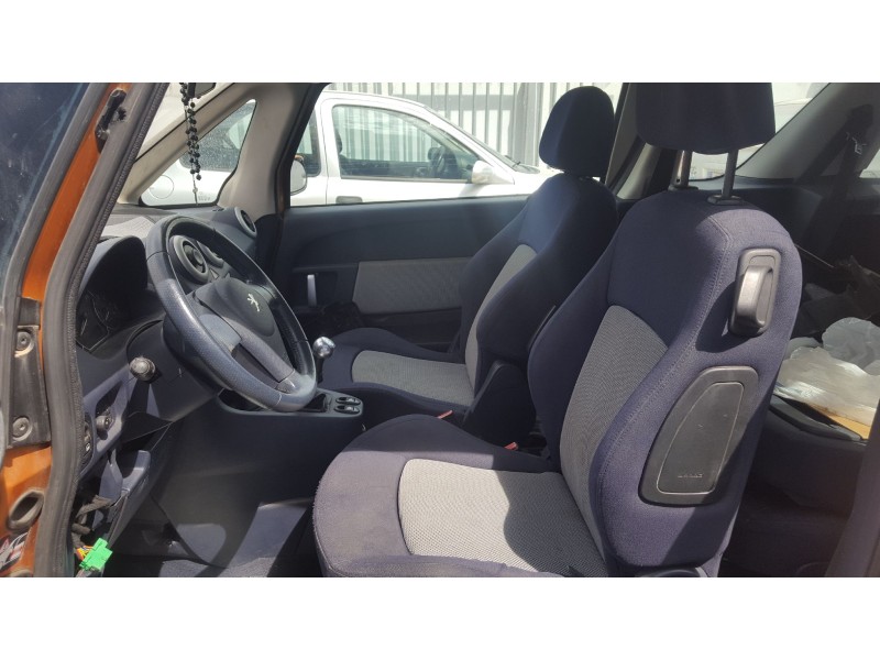 peugeot 1007 del año 2007