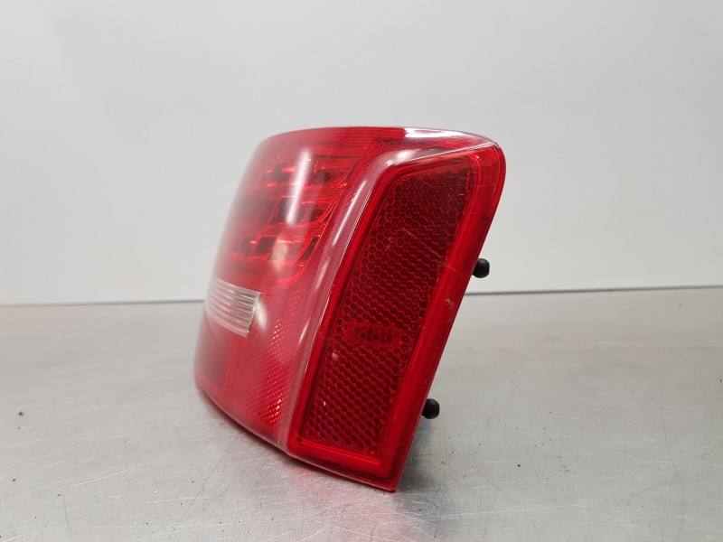 Recambio de piloto trasero derecho para audi a5 coupe (8t) coupe referencia OEM IAM 8T0945096D  