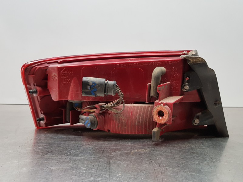 Recambio de piloto trasero derecho para audi a5 coupe (8t) coupe referencia OEM IAM 8T0945096D  