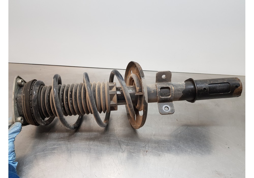 Recambio de amortiguador delantero derecho para citroen berlingo talla m referencia OEM IAM 9820363980  