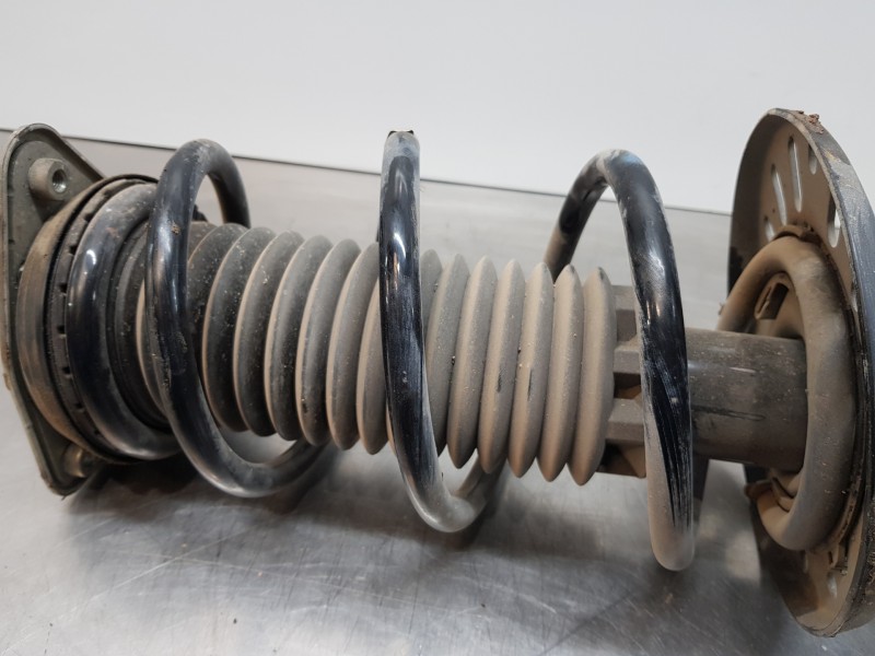 Recambio de amortiguador delantero izquierdo para citroen berlingo talla m referencia OEM IAM 9820363980  