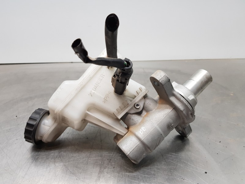 Recambio de bomba freno para citroen berlingo talla m referencia OEM IAM 1638051480 9807687080 