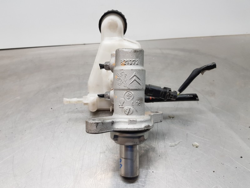 Recambio de bomba freno para citroen berlingo talla m referencia OEM IAM 1638051480 9807687080 