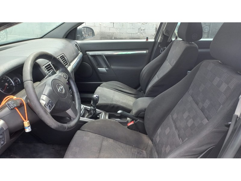 opel vectra c berlina del año 2006