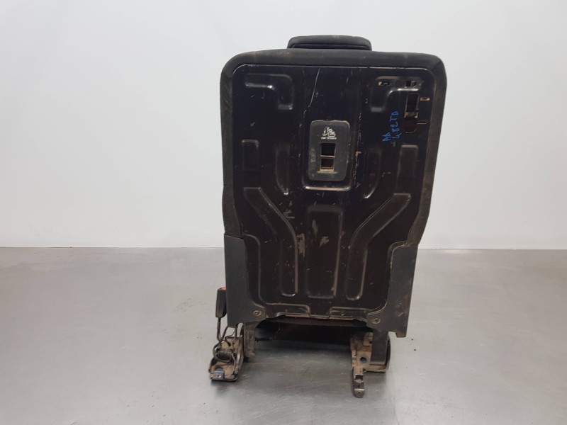 Recambio de asientos trasero derecho para citroen berlingo talla m referencia OEM IAM 9821885580  