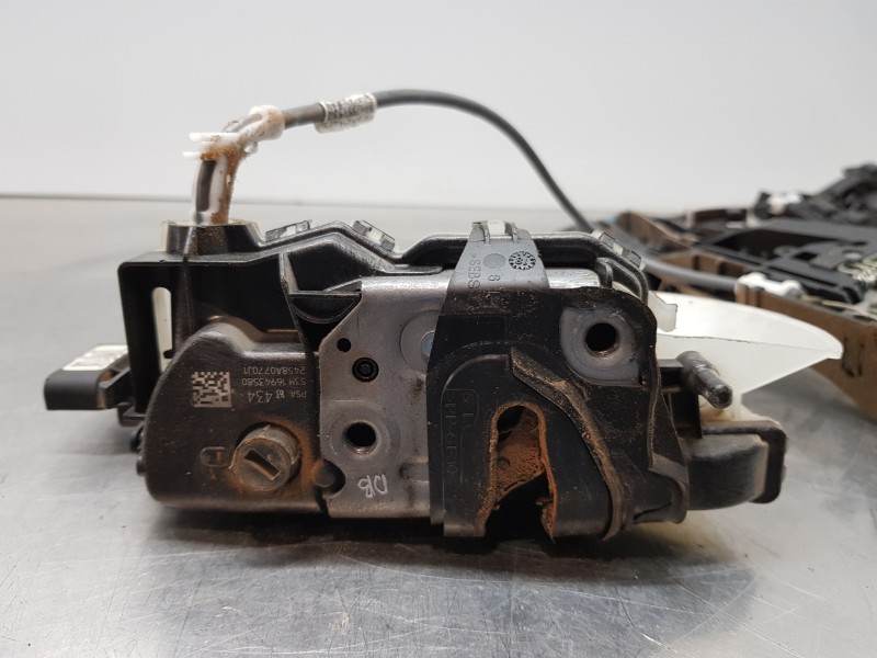 Recambio de cerradura puerta delantera izquierda para citroen berlingo talla m referencia OEM IAM 9816343480 16943580 