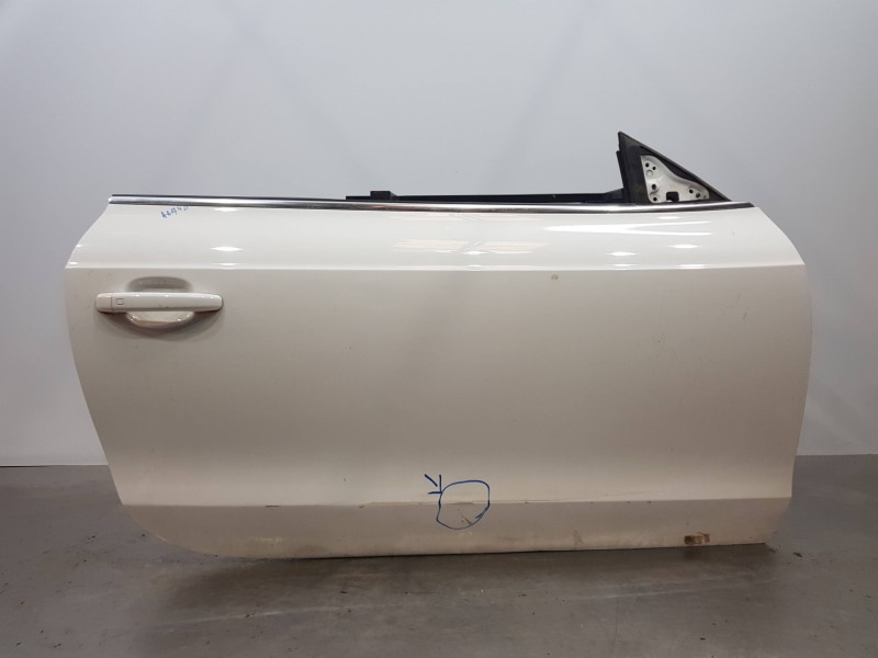 Recambio de puerta delantera derecha para audi a5 coupe (8t) coupe referencia OEM IAM 8T0831052C  