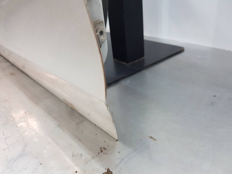 Recambio de puerta delantera derecha para audi a5 coupe (8t) coupe referencia OEM IAM 8T0831052C  