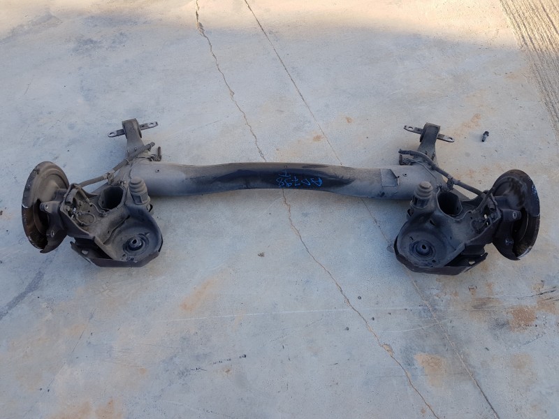 Recambio de puente trasero para citroen c4 grand picasso spacetourer referencia OEM IAM 9833974880   Recambio de puente trasero para citroen c4 grand picasso spacetourer referencia OEM IAM 9833974880