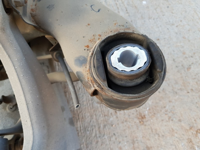 Recambio de puente trasero para audi a5 coupe (8t) coupe referencia OEM IAM 8K0505235AA  