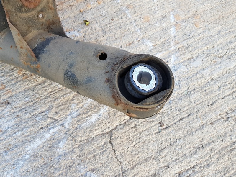 Recambio de puente trasero para audi a5 coupe (8t) coupe referencia OEM IAM 8K0505235AA  