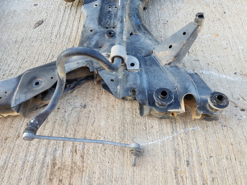 Recambio de puente delantero para mercedes vito mixto (447) combi referencia OEM IAM A4476200288 A4473230300 