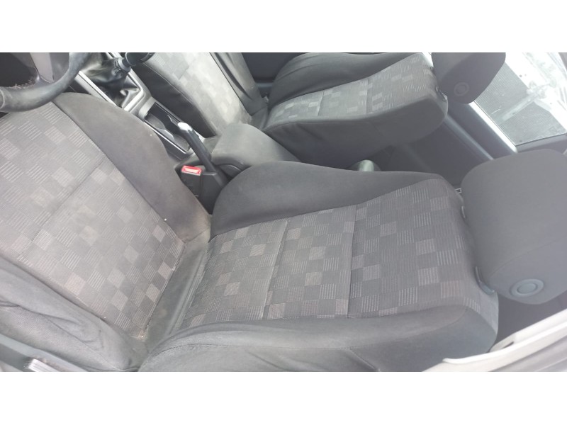 opel vectra c berlina del año 2006